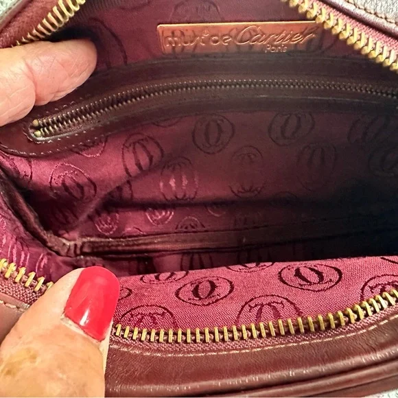 Cartier Must de Cartier Bordeaux Leather Crossbody/Shoulder Bag Pre Loved beauty - Picture 10 of 16
